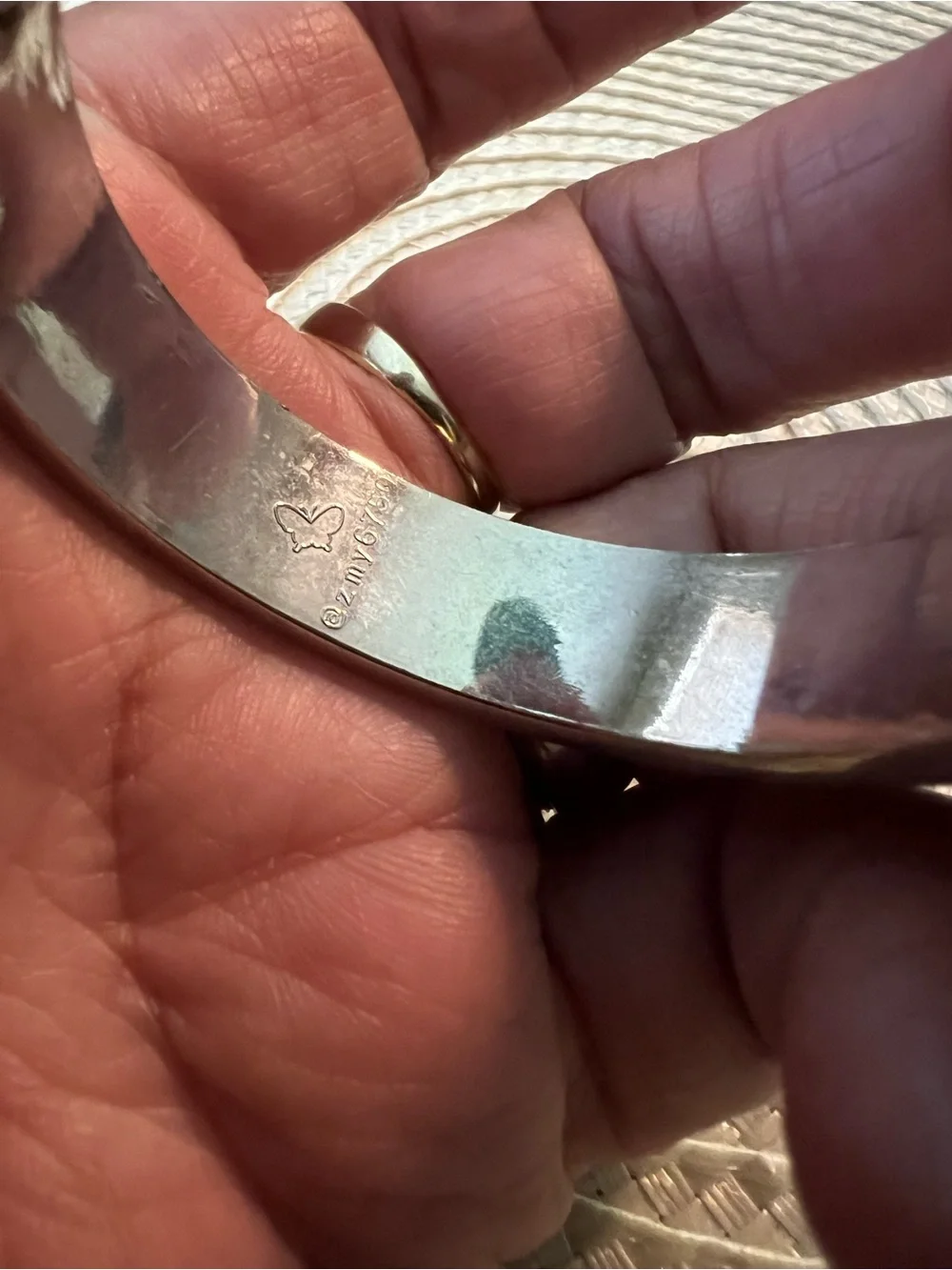 Vintage Silver Sparkly H-shaped Metal Designer Bracelet